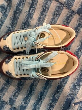 Kurt Geiger Light Blue White and Red Low-Top Sneakers